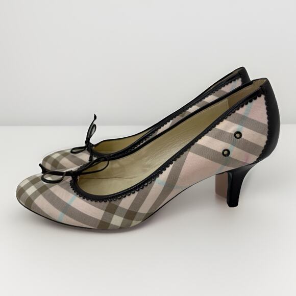 Burberry Nova Check Bow Heels Size 38.5 US 8 Pink Plaid Canvas Pumps Kitten Heel - Picture 1 of 9